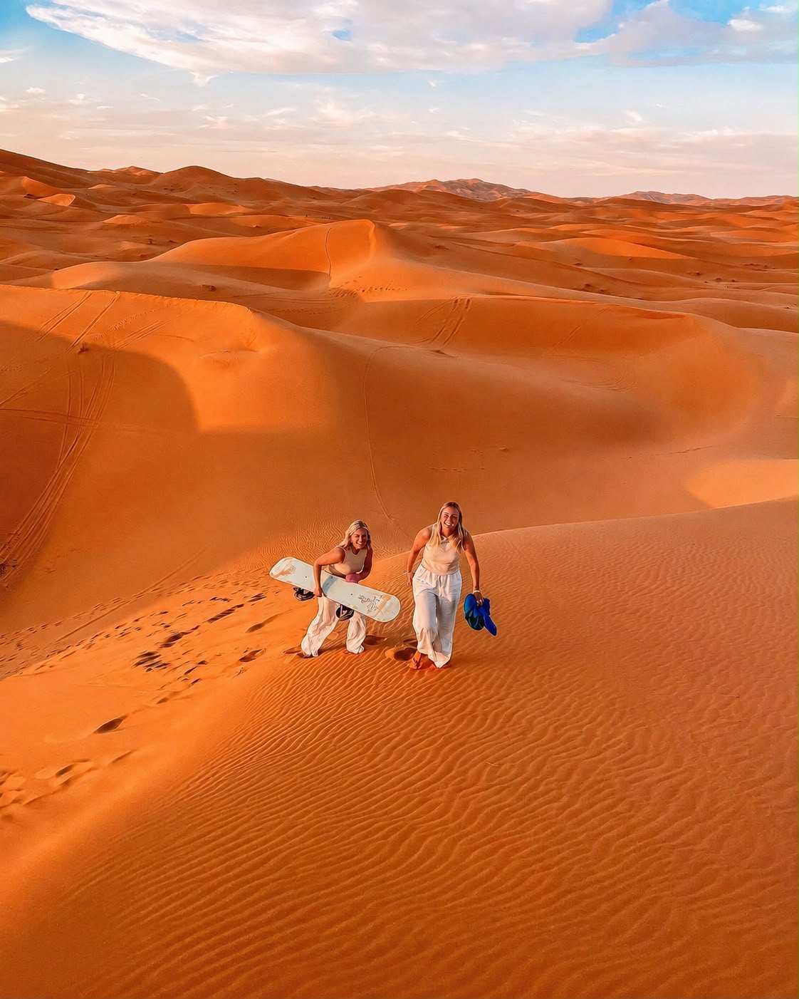 Sandboarding sulle dune del Sahara a Merzouga